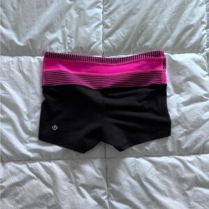 Vintage lululemon Women's Black and Pink Shorts